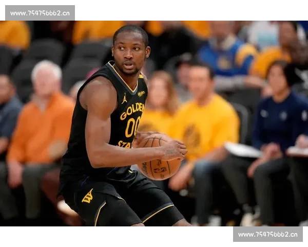 精彩对决:湖人逆转勇士险胜晋级季后赛 施罗德关键三分助力胜利 - 副本 (3)